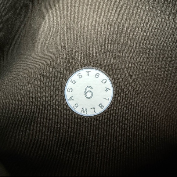 Women’s Lululemon Fast & Free Crop II Nulux 19" Leggings With Pockets Size 6 - Picture 15 of 16